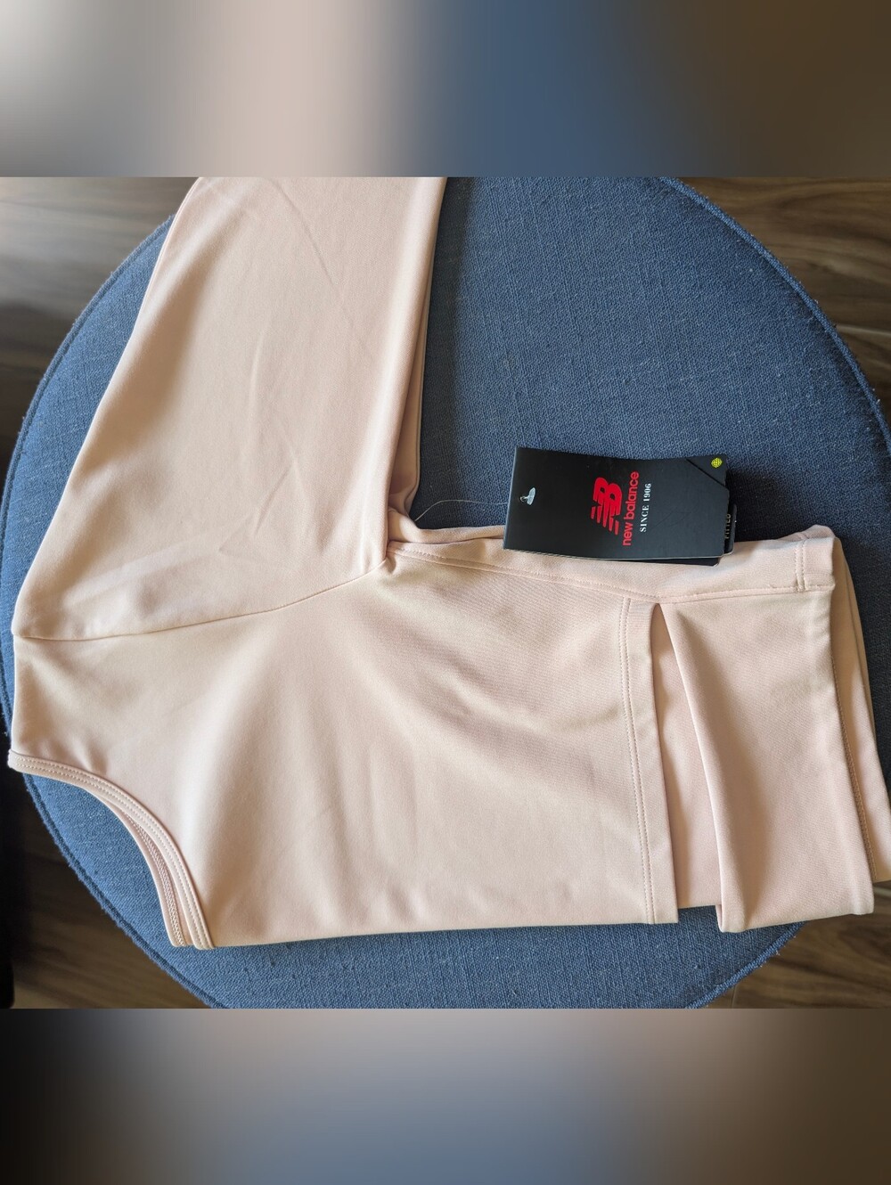 New Balance Women's Long Sleeve Crop Top in Blush Pink Medium - Picture 4 of 5